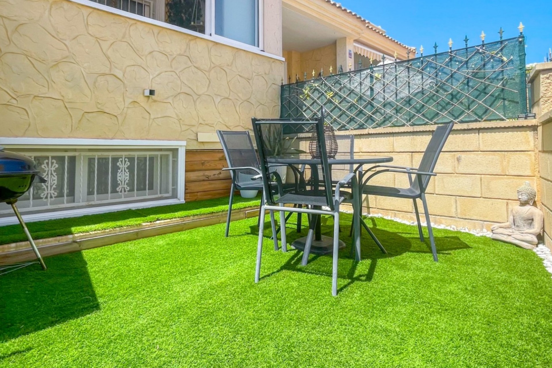 Herverkoop - Stadswoning -
Orihuela Costa - Punta Prima