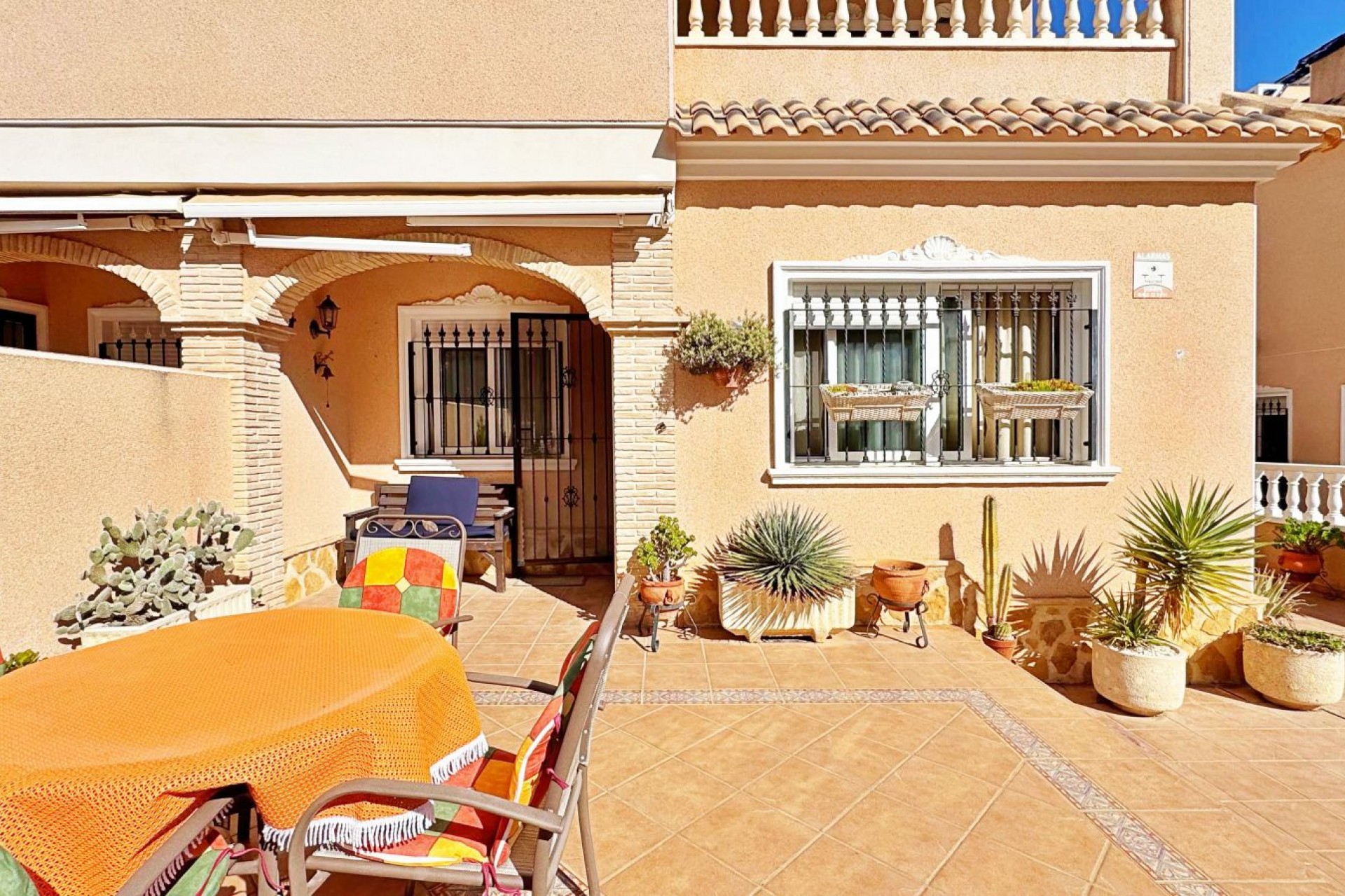 Herverkoop - Stadswoning -
Orihuela Costa - Villamartín