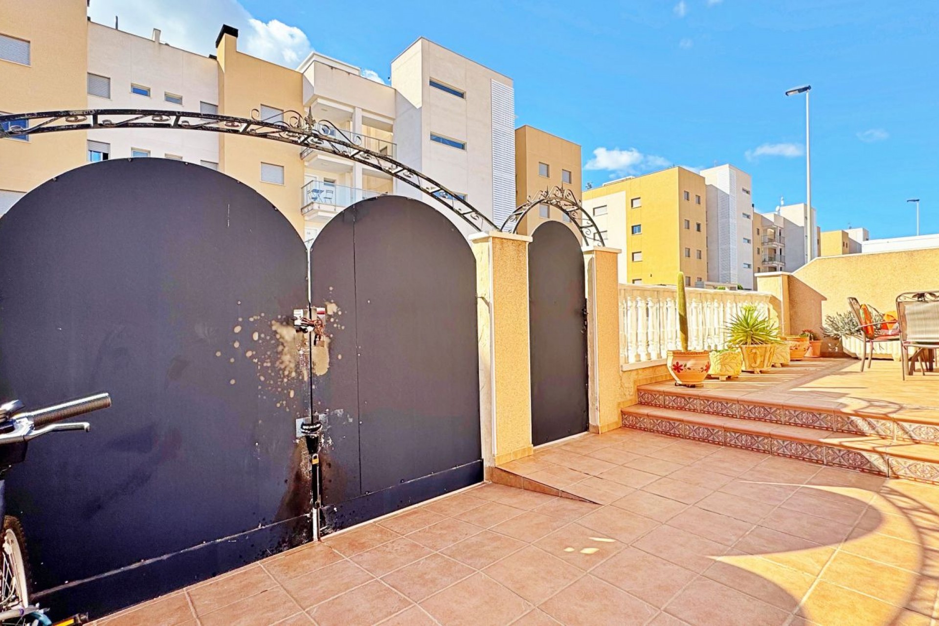 Herverkoop - Stadswoning -
Orihuela Costa - Villamartín