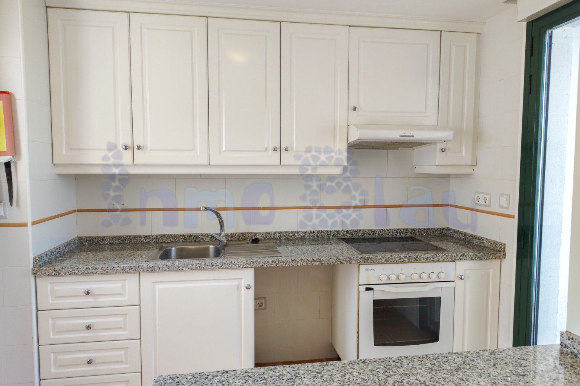 Herverkoop - Stadswoning -
Polop - Urbanizaciones