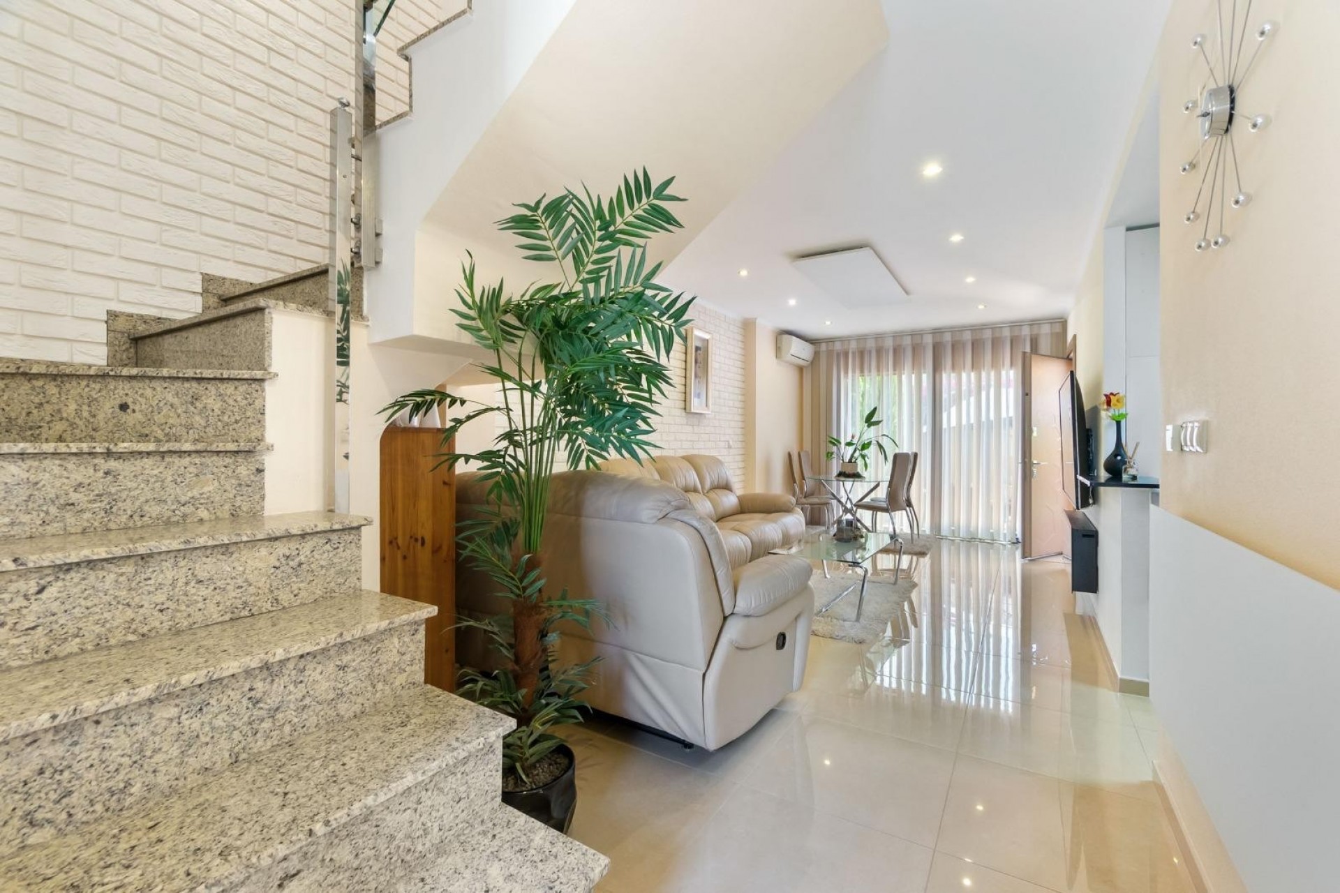 Herverkoop - Stadswoning -
Torrevieja - Aguas Nuevas