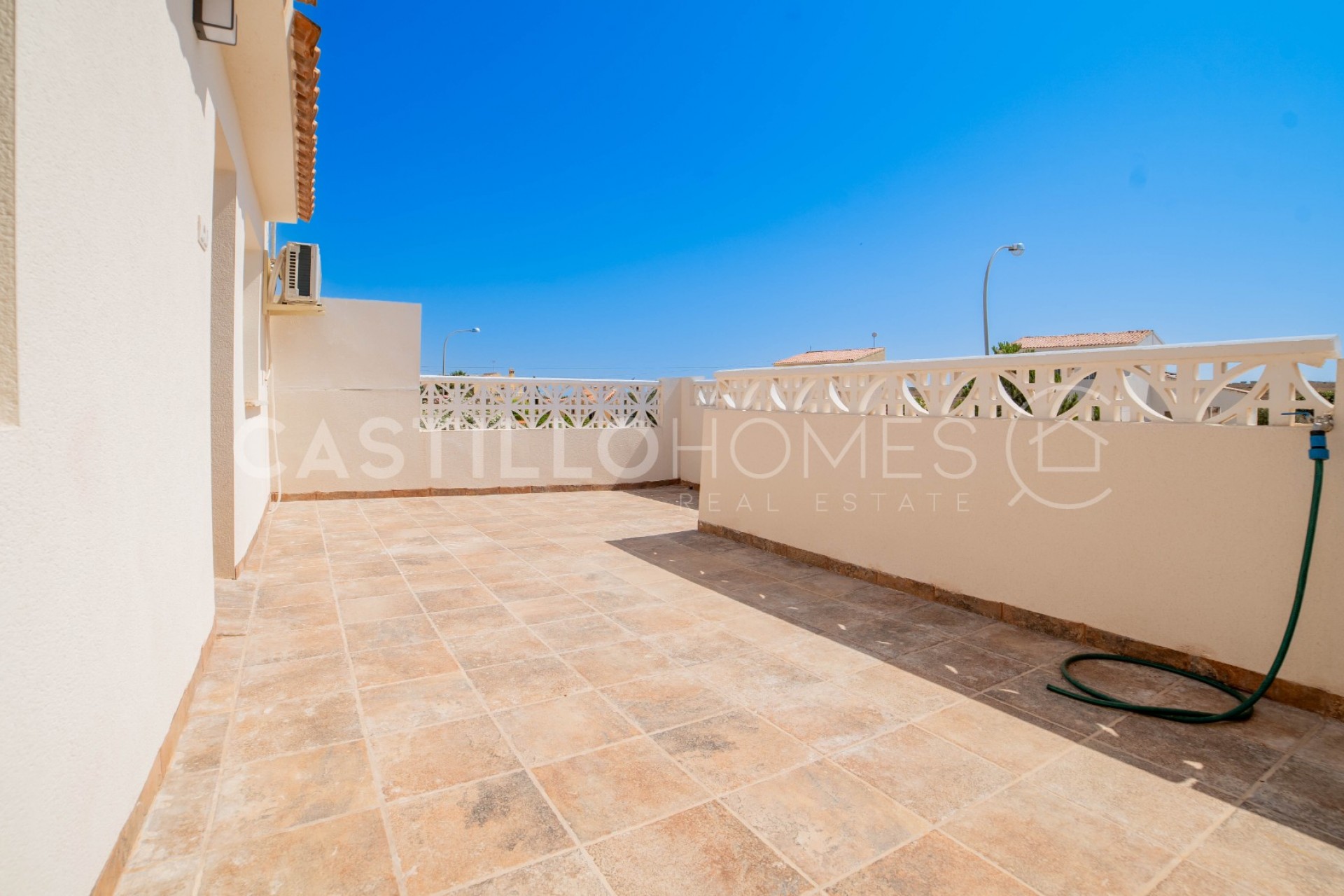 Herverkoop - Stadswoning -
Torrevieja - El chaparral