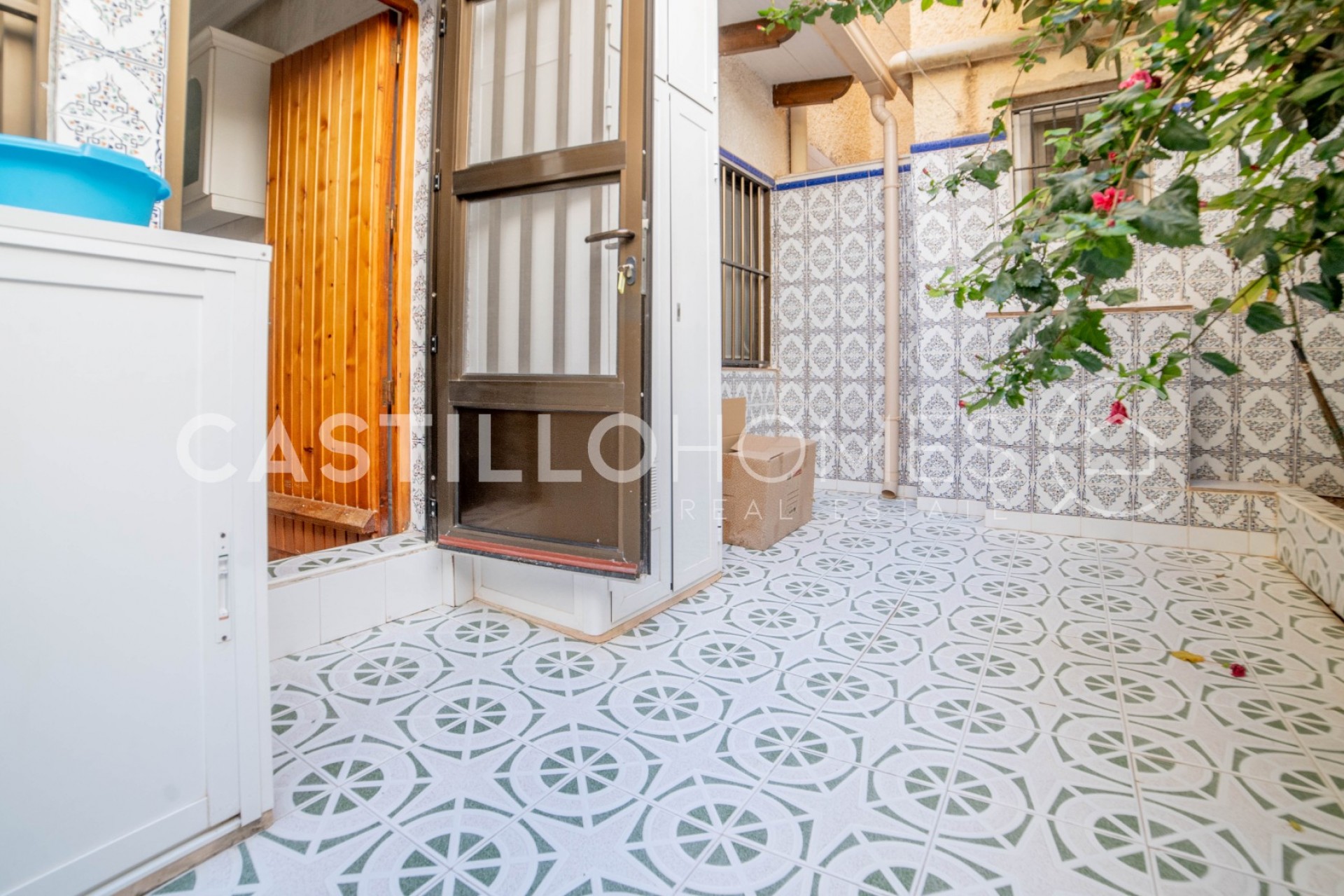 Herverkoop - Stadswoning -
Torrevieja - La Mata