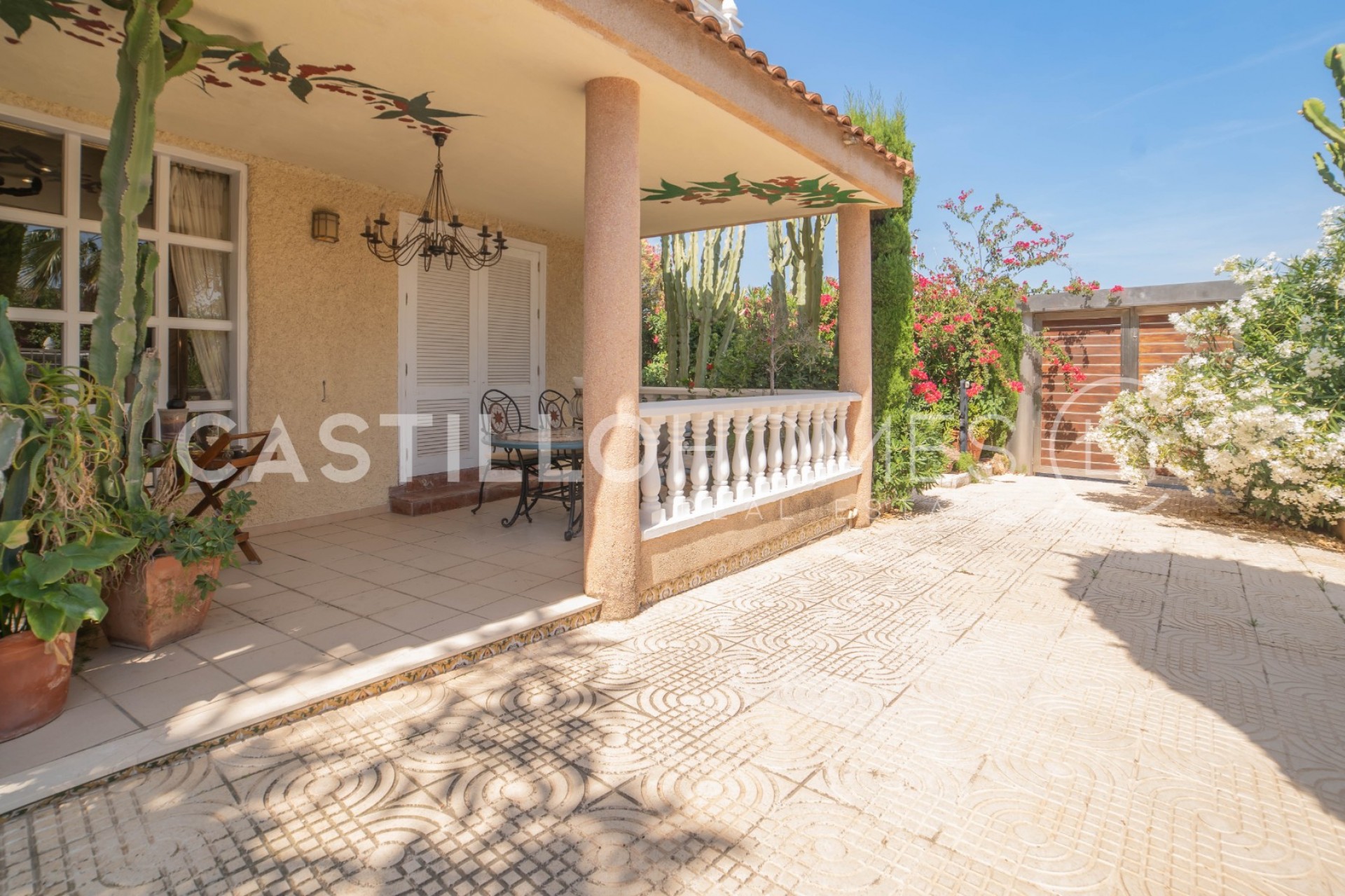 Herverkoop - Stadswoning -
Torrevieja - La veleta