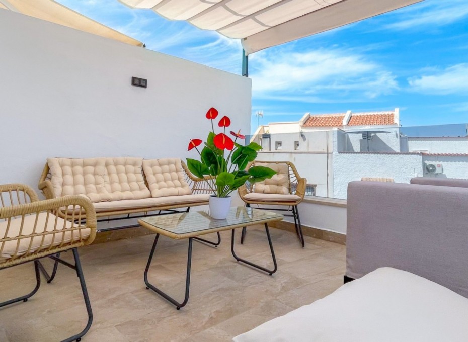 Herverkoop - Stadswoning -
Torrevieja - Nueva Torrevieja - Aguas Nuevas