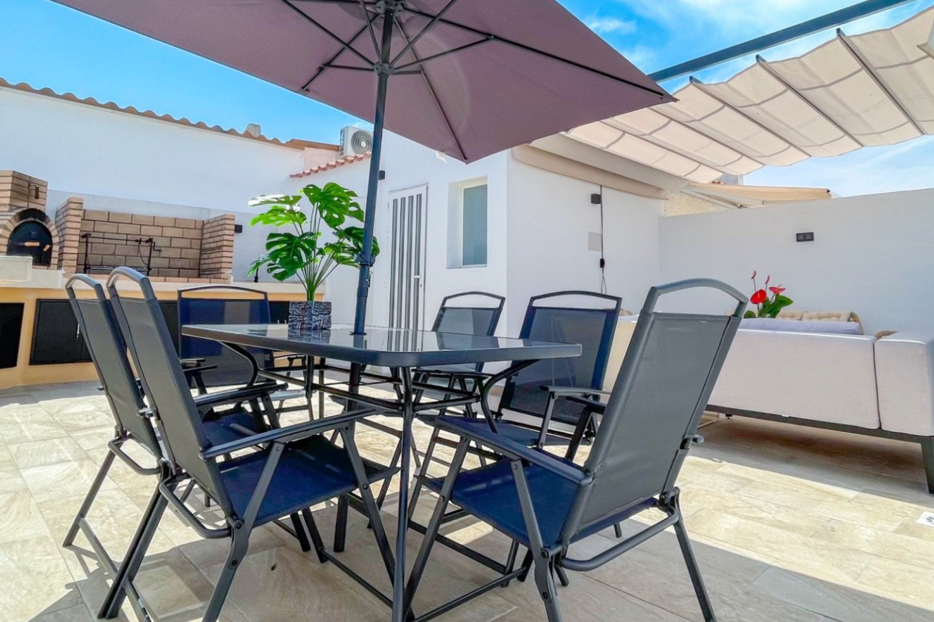 Herverkoop - Stadswoning -
Torrevieja - Nueva Torrevieja - Aguas Nuevas