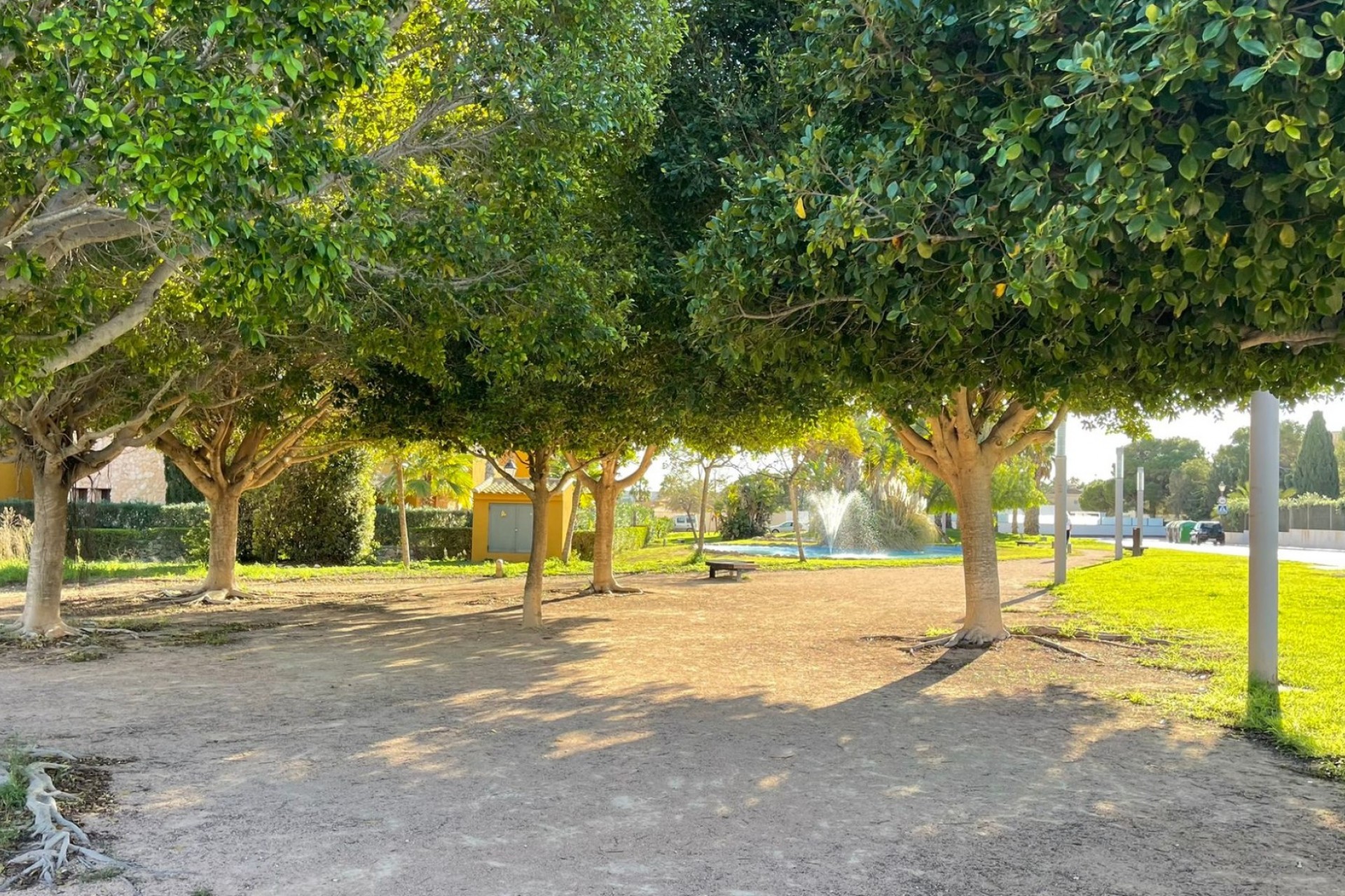 Herverkoop - Stadswoning -
Torrevieja - Punta Prima