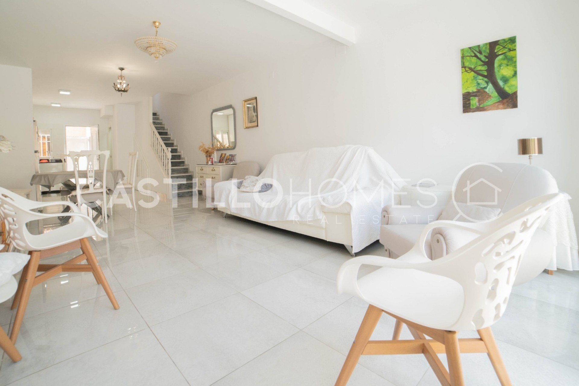 Herverkoop - Stadswoning -
Torrevieja - Urb. Rosaleda