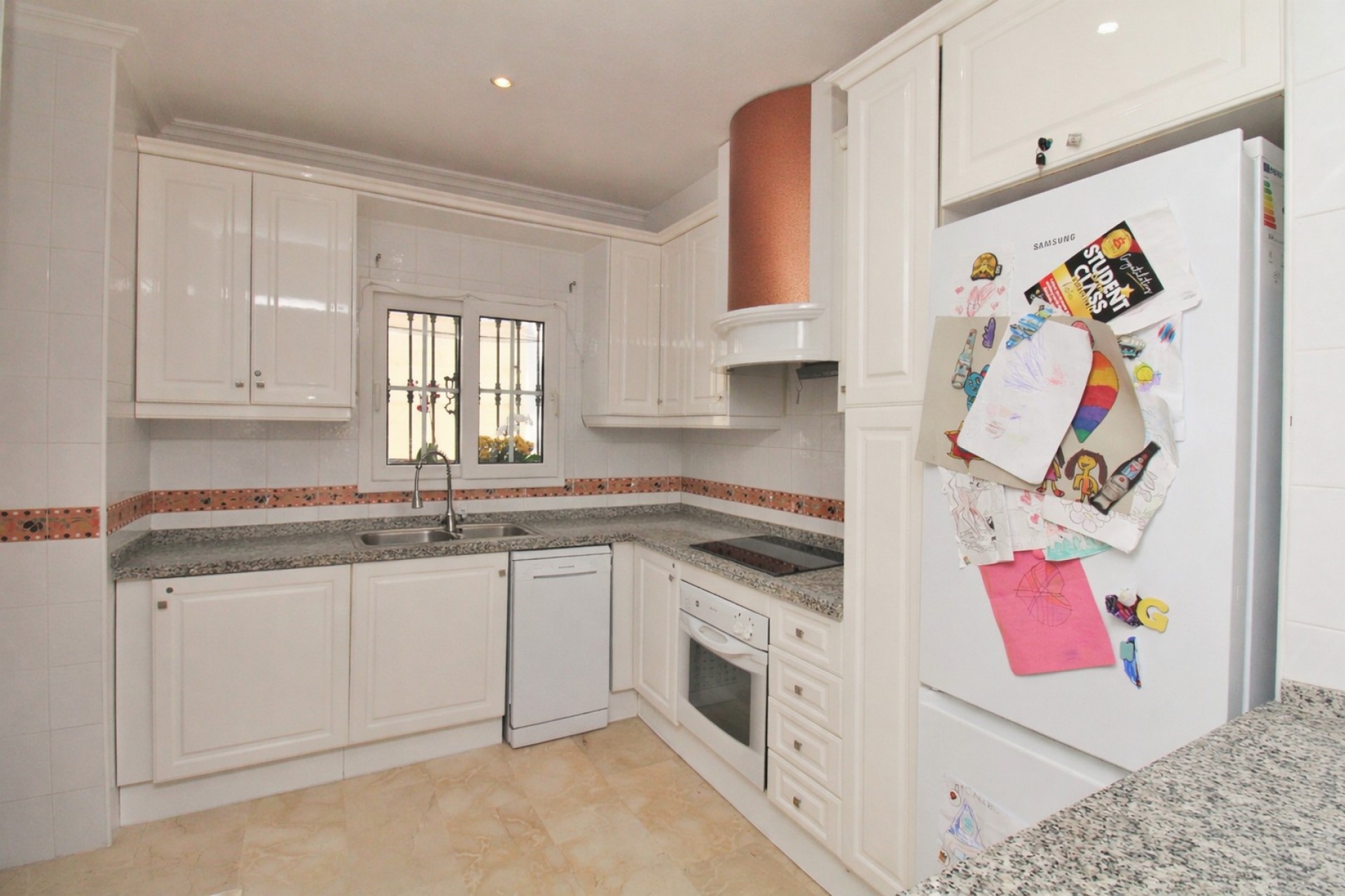 Herverkoop - Stadswoning -
Villamartin - Los Dolses