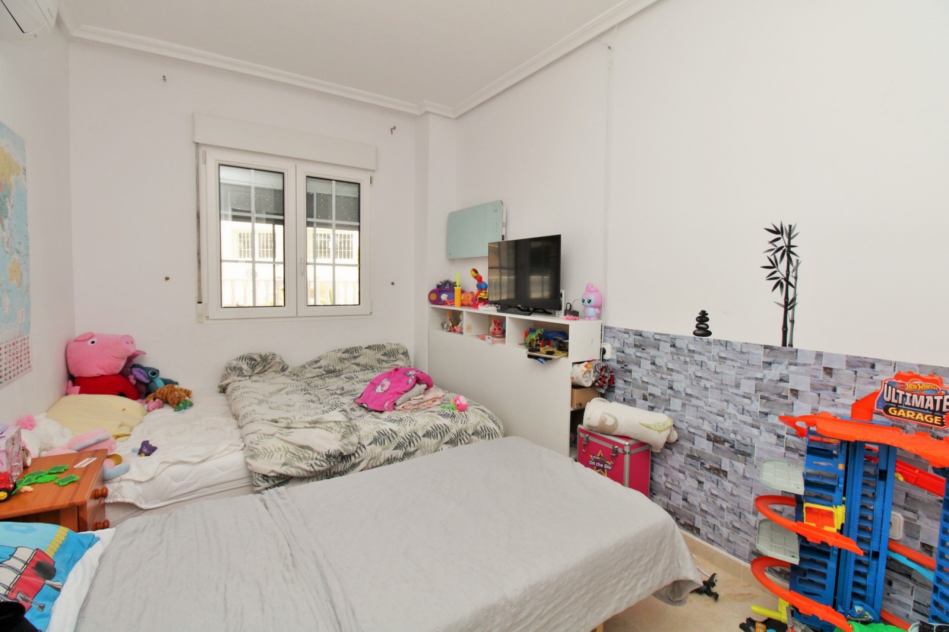 Herverkoop - Stadswoning -
Villamartin - Los Dolses