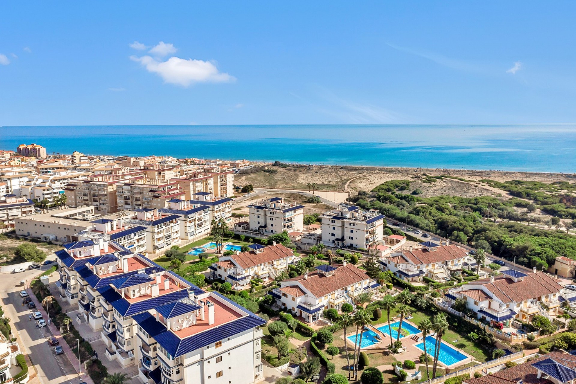 Herverkoop - Studio -
La Mata