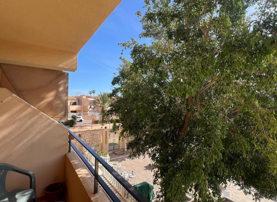 Herverkoop - Studio -
Torrevieja - Urb. Rosaleda