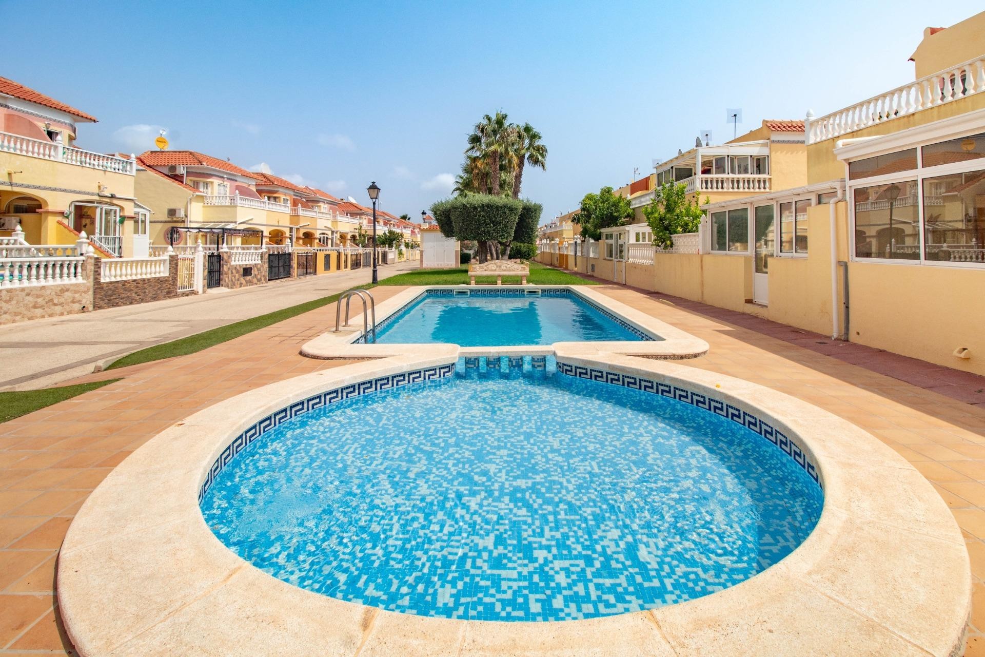 Herverkoop - Terraced house -
Orihuela Costa - La Regia