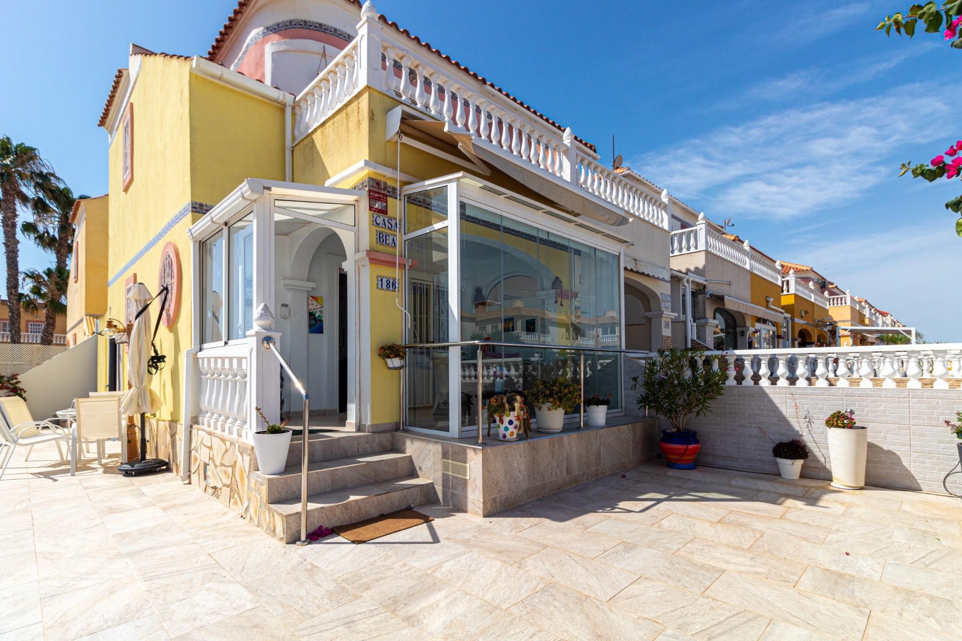 Herverkoop - Terraced house -
Orihuela Costa - La Regia