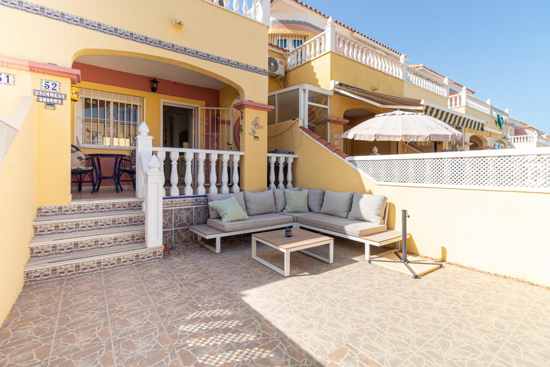 Herverkoop - Terraced house -
Orihuela Costa - La Regia