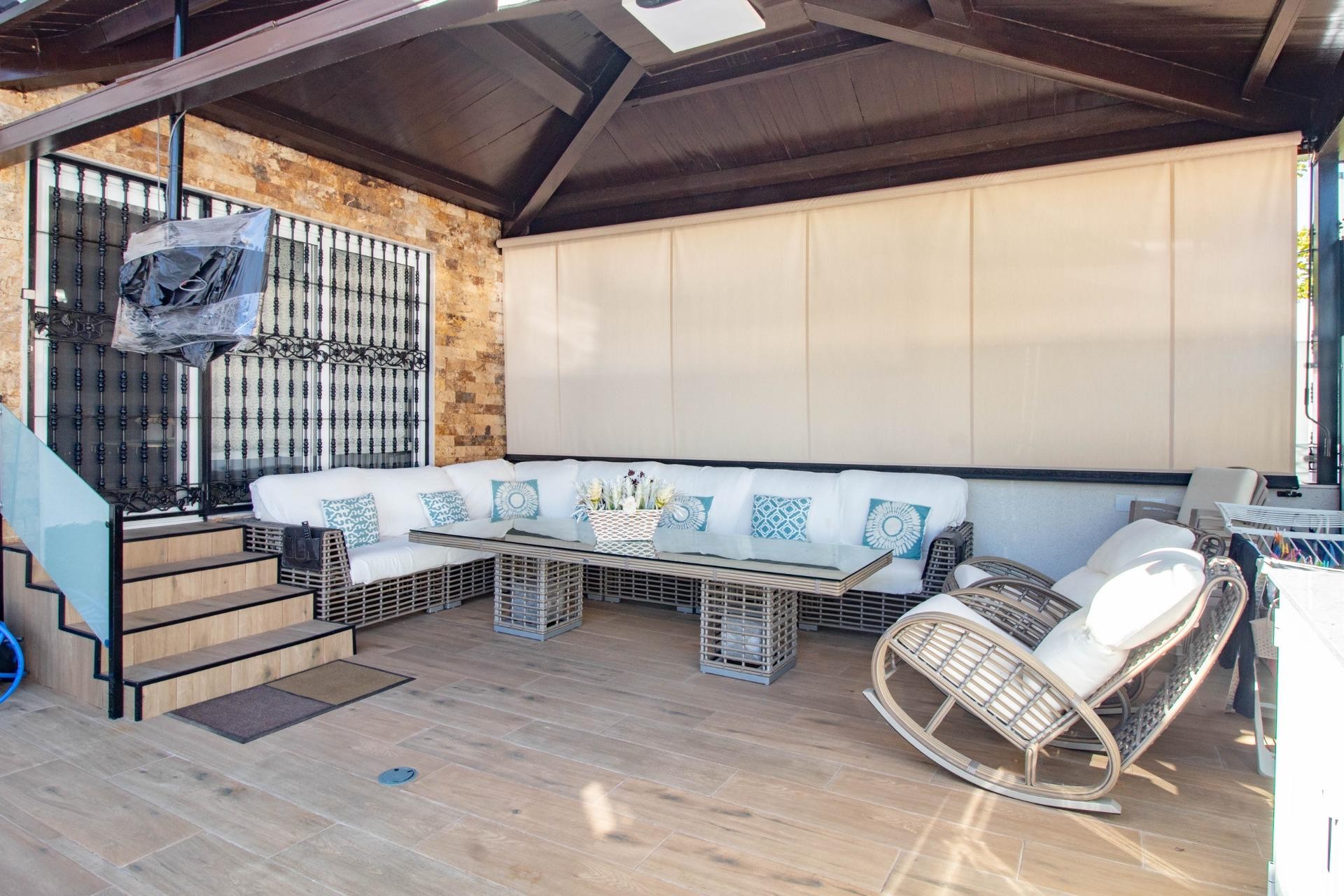 Herverkoop - Terraced house -
Orihuela Costa - La Zenia