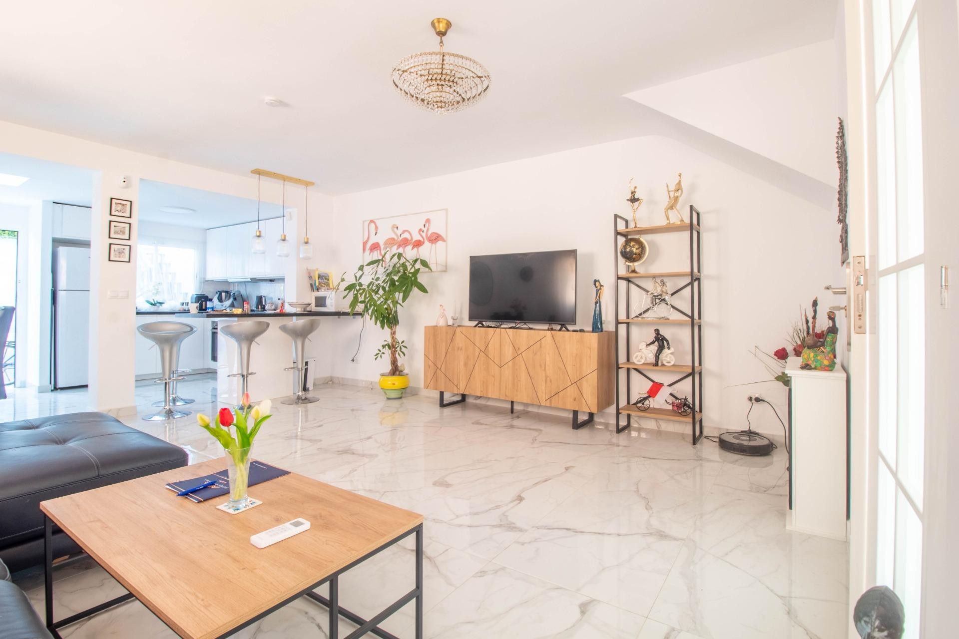 Herverkoop - Terraced house -
Torrevieja - Acequion