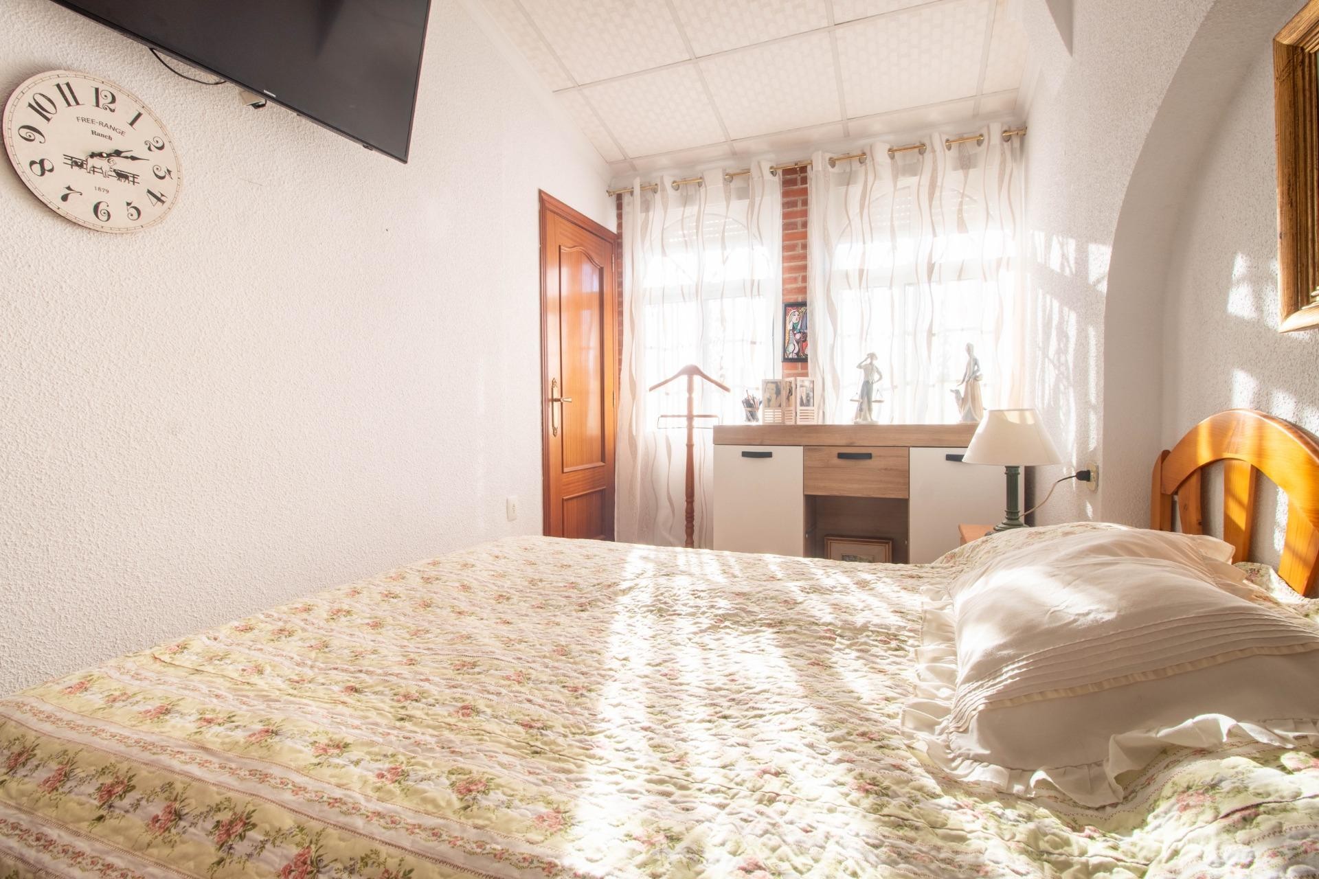 Herverkoop - Terraced house -
Torrevieja - Acequion