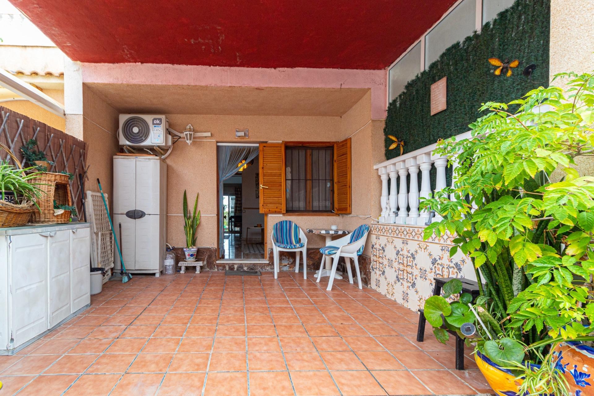 Herverkoop - Terraced house -
Torrevieja - Los altos