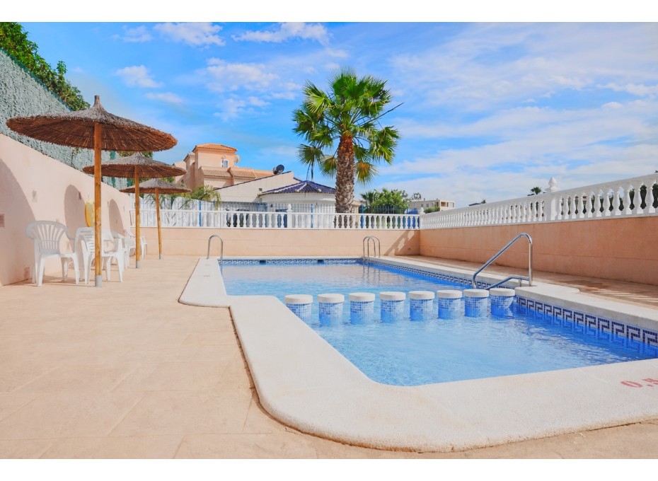 Herverkoop - Terraced house / Townhouse -
Orihuela Costa - La Zenia