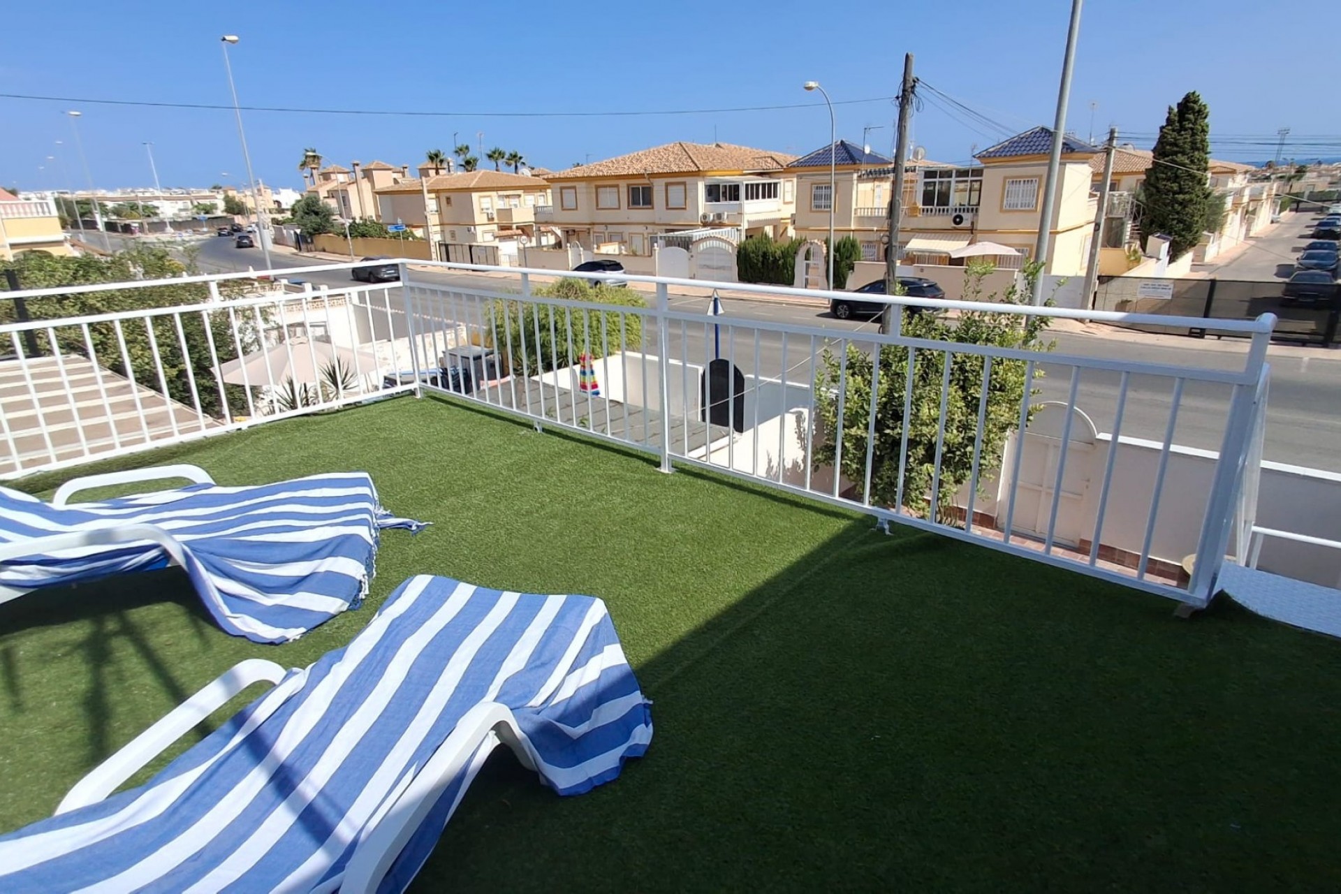 Herverkoop - Townhouse / Terraced House -
Orihuela - Playa Flamenca