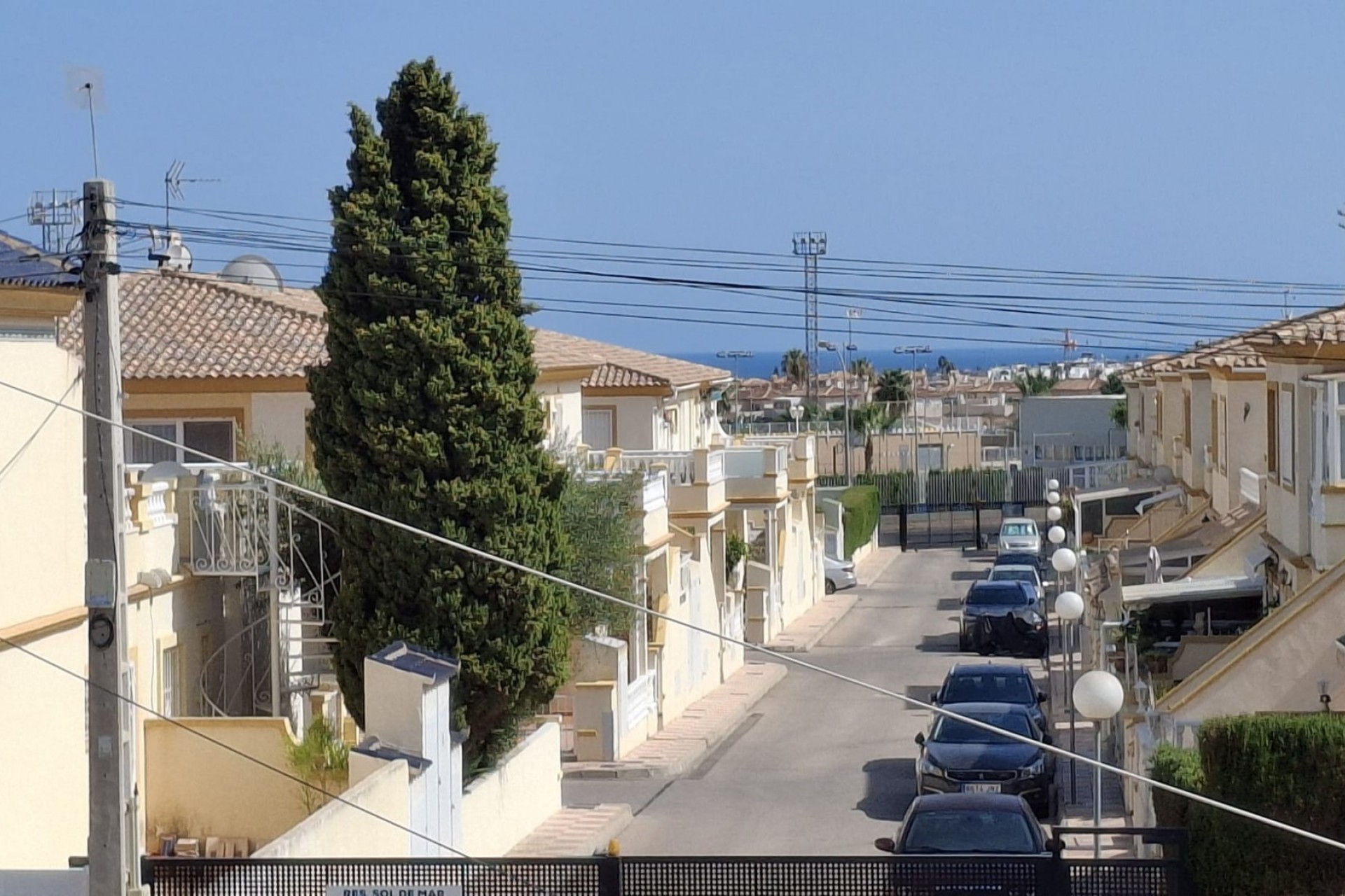Herverkoop - Townhouse / Terraced House -
Orihuela - Playa Flamenca
