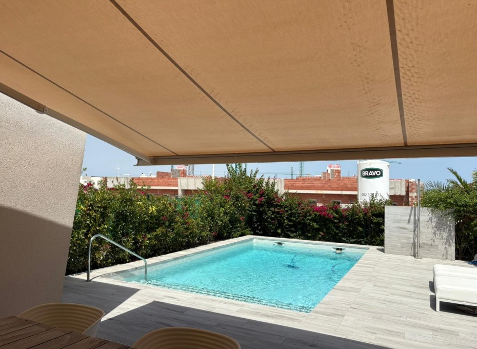 Herverkoop - Villa -
Algorfa - La finca Golf