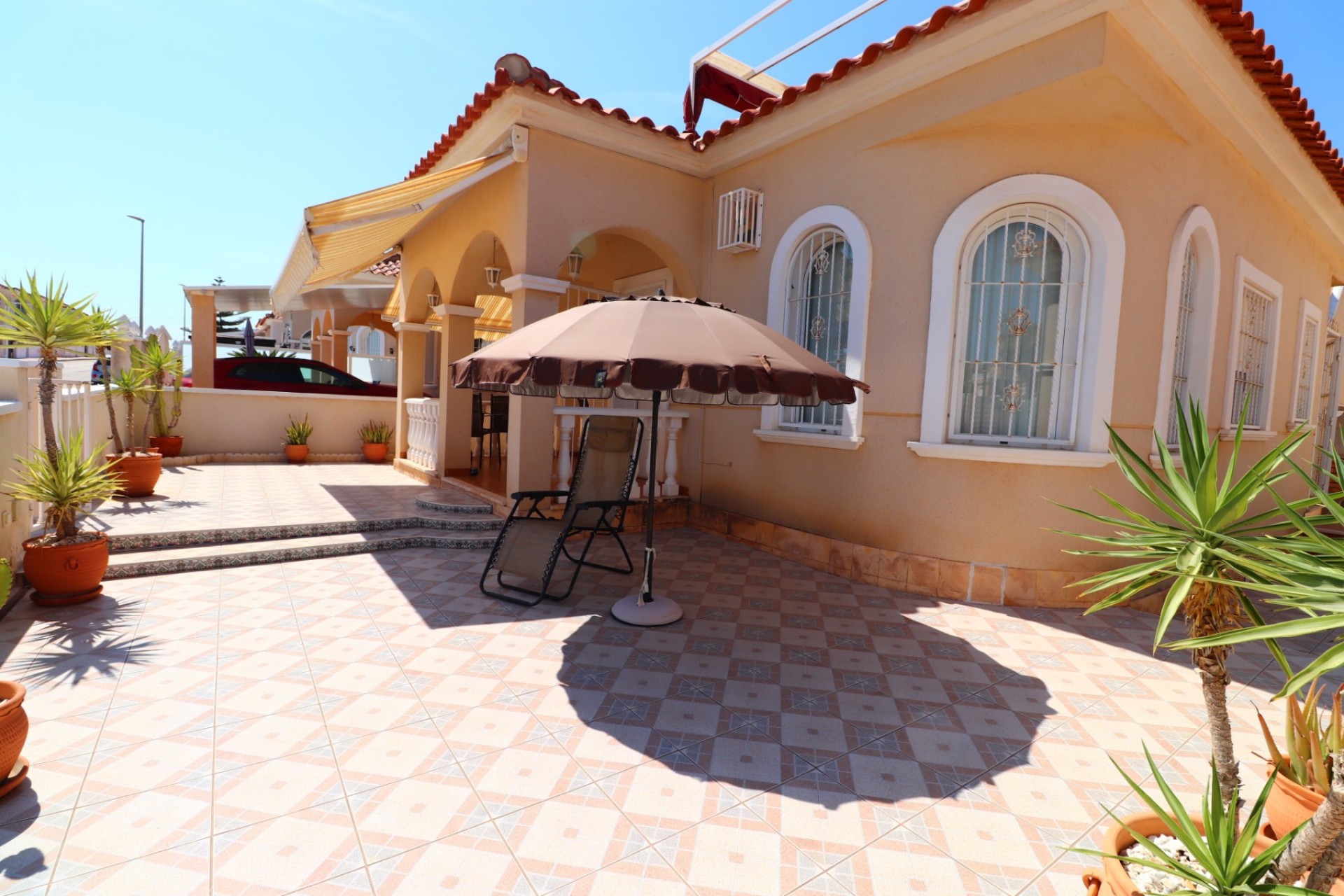 Herverkoop - Villa -
Algorfa - Lo Crispin