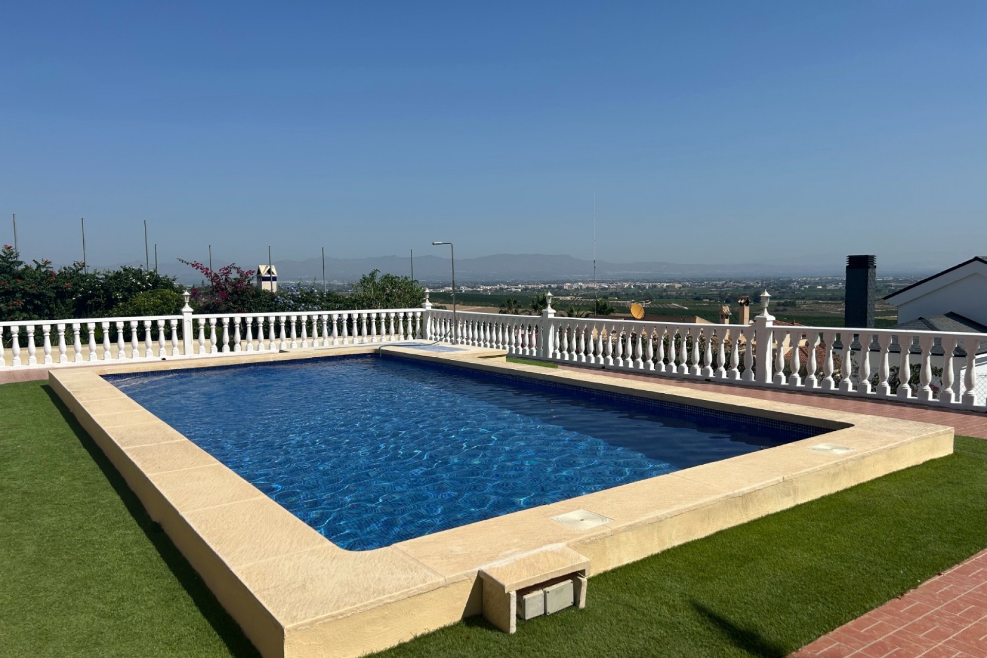 Herverkoop - Villa -
Algorfa - Lomas de Juliana