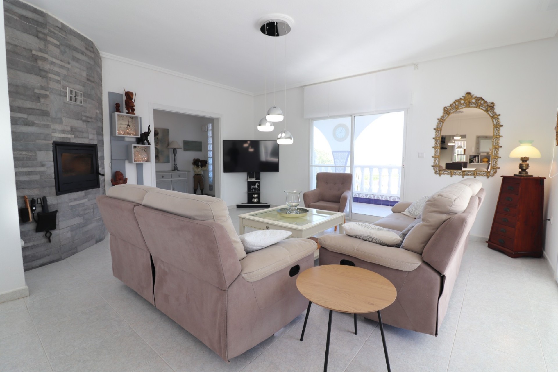 Herverkoop - Villa -
Algorfa - Lomas de La Juliana