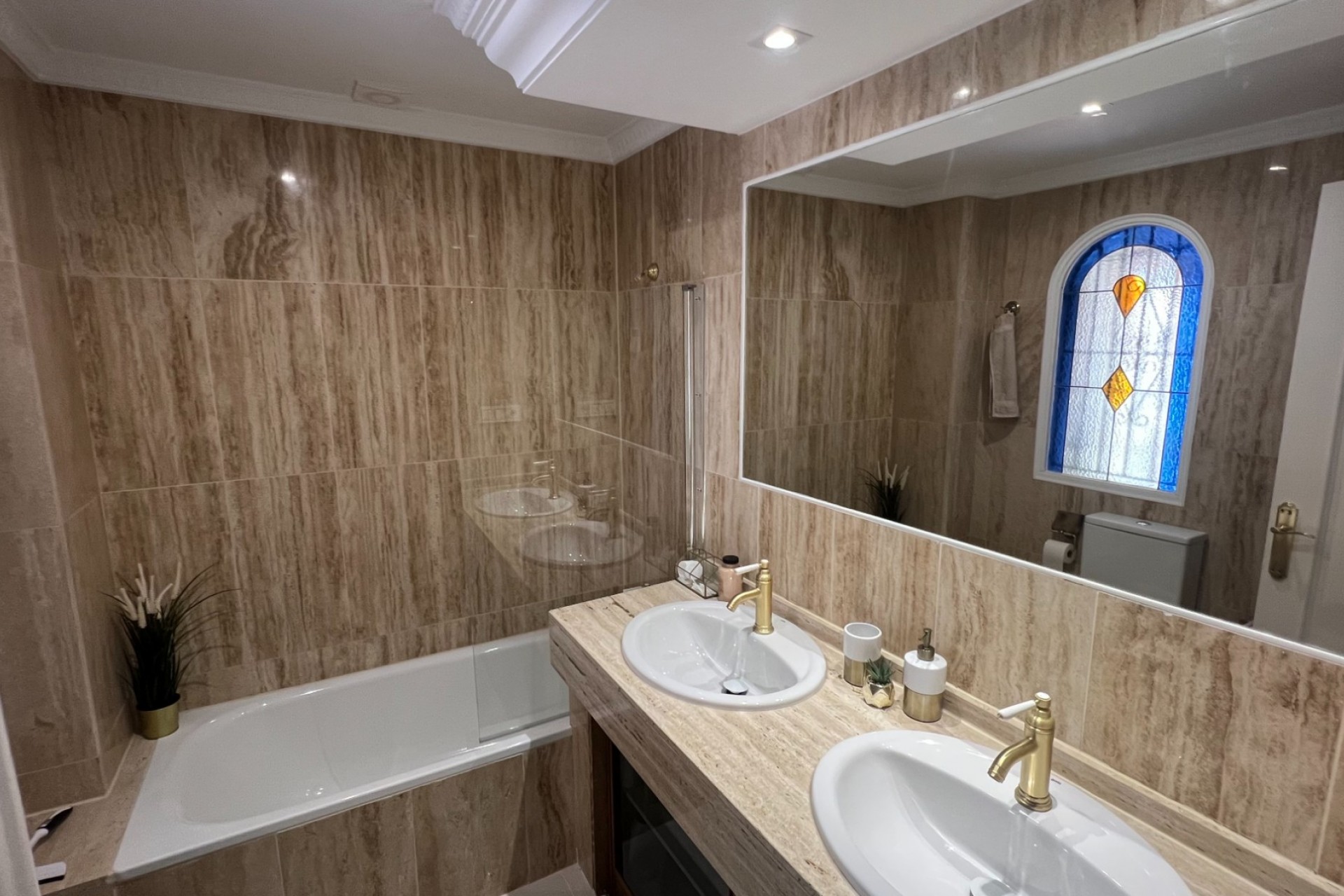 Herverkoop - Villa -
Algorfa