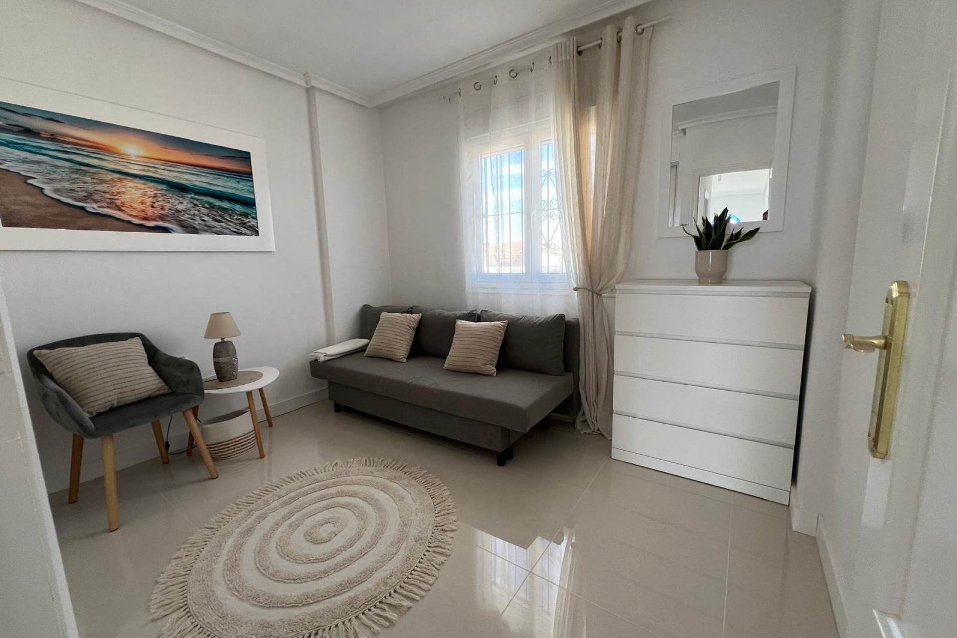 Herverkoop - Villa -
Algorfa