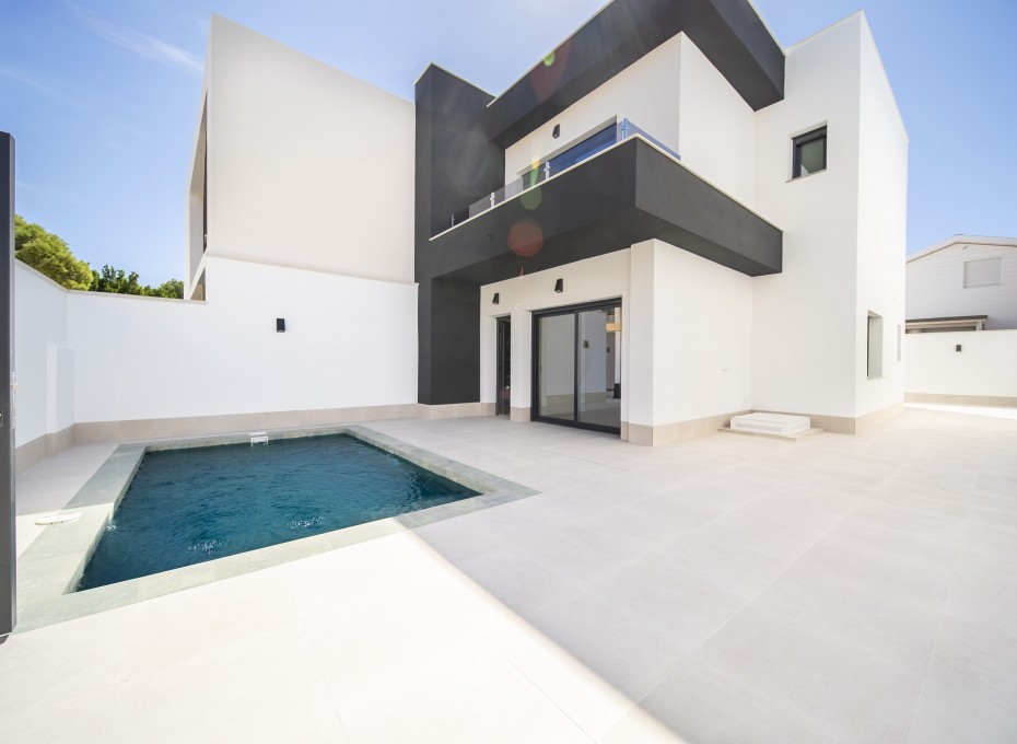 Herverkoop - Villa -
Almoradi - Las Heredades