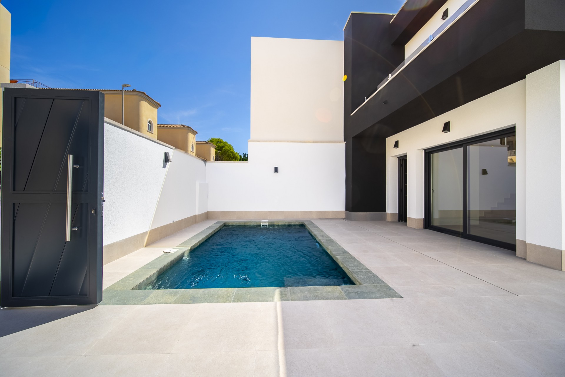 Herverkoop - Villa -
Almoradi - Las Heredades