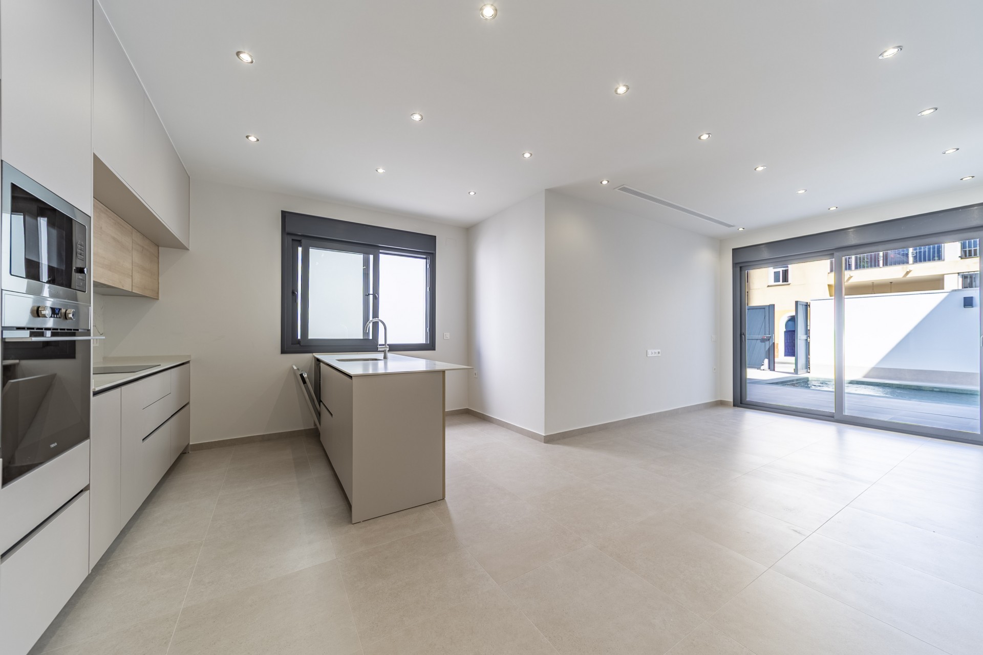 Herverkoop - Villa -
Almoradi - Las Heredades