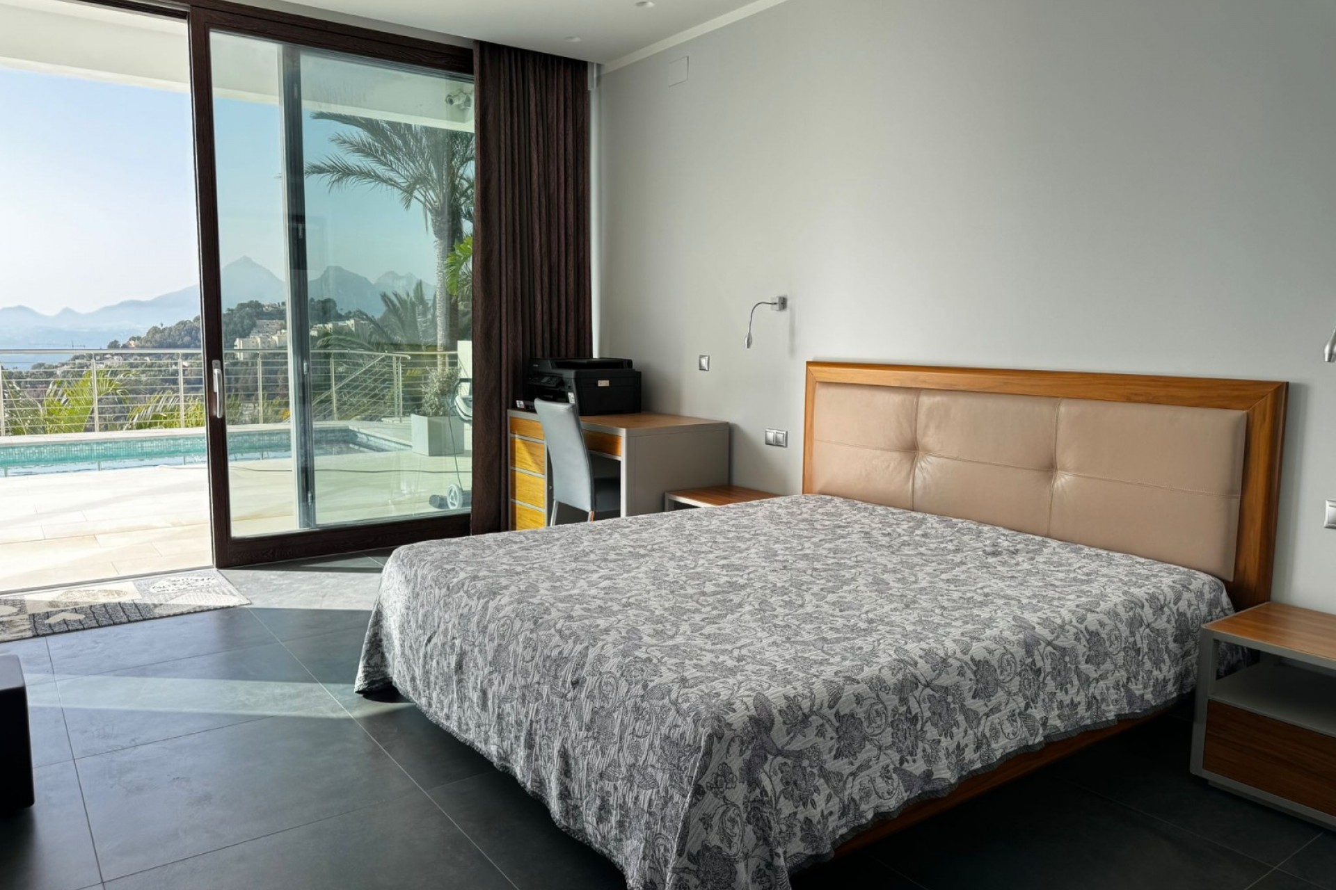 Herverkoop - Villa -
Altea