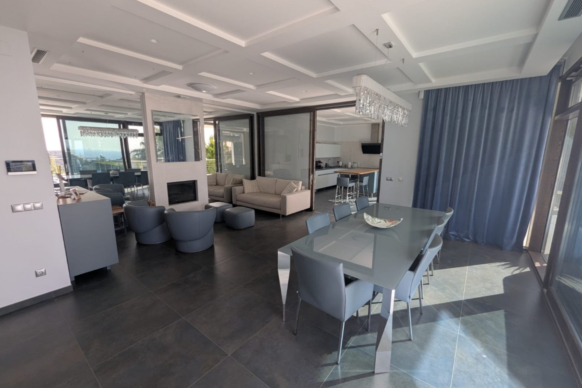 Herverkoop - Villa -
Altea