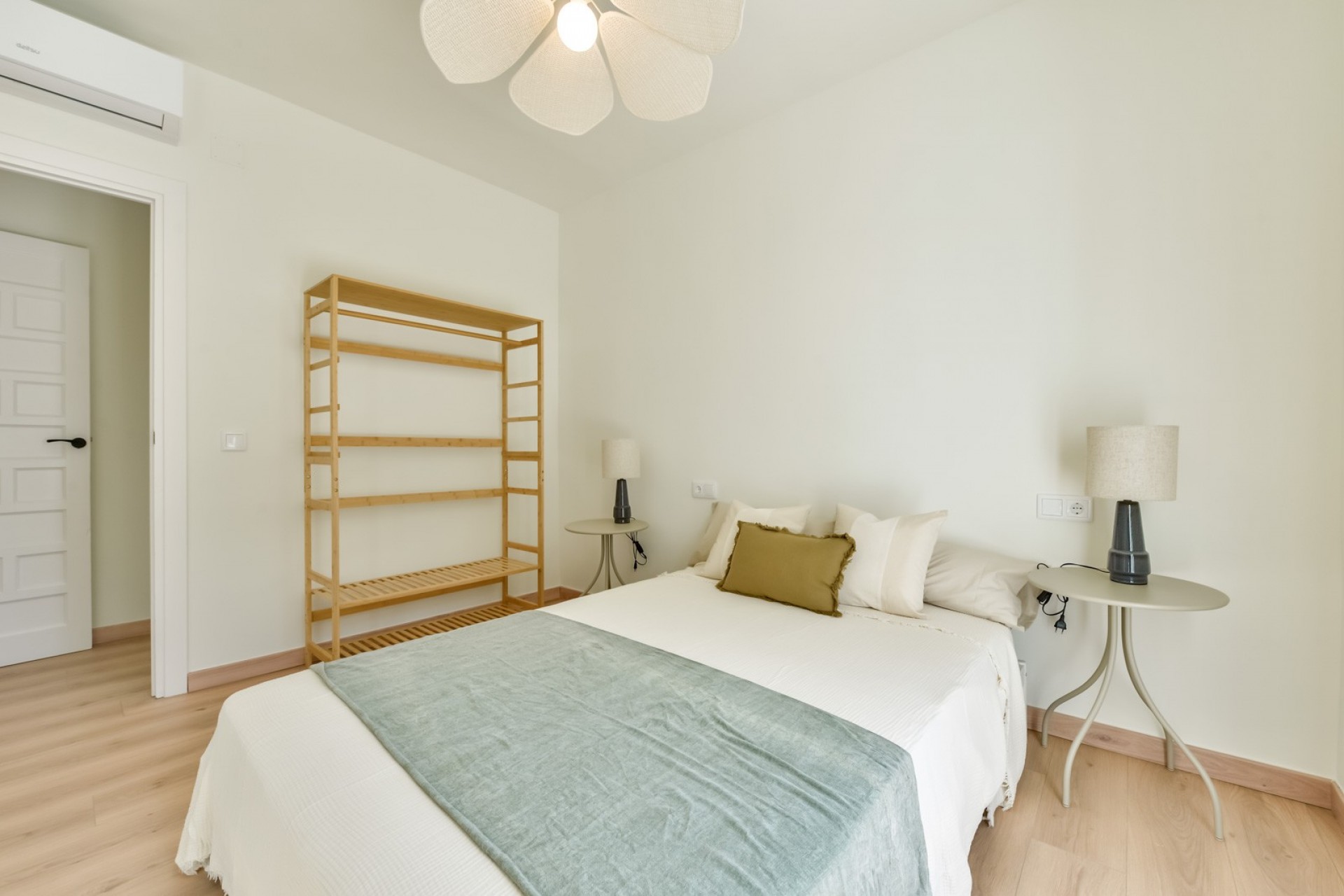 Herverkoop - Villa -
Altea