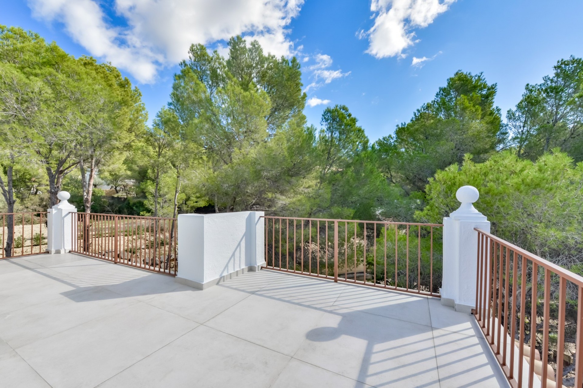 Herverkoop - Villa -
Altea