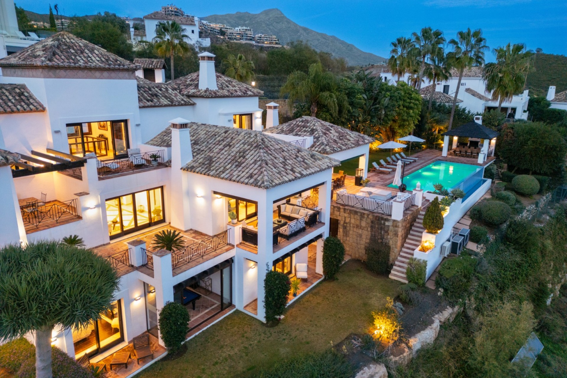 Herverkoop - Villa -
Benahavis - La Quinta