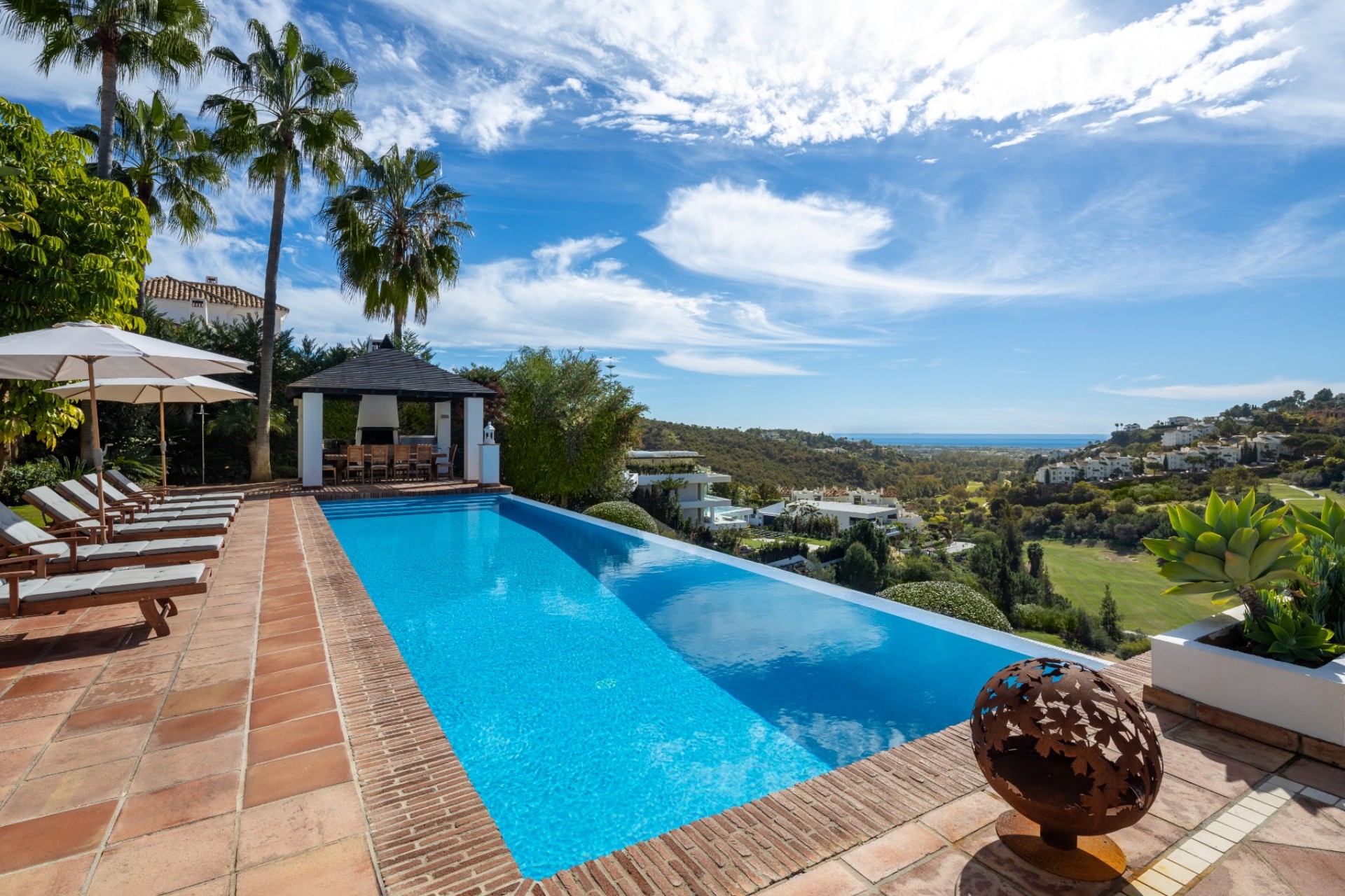 Herverkoop - Villa -
Benahavis - La Quinta