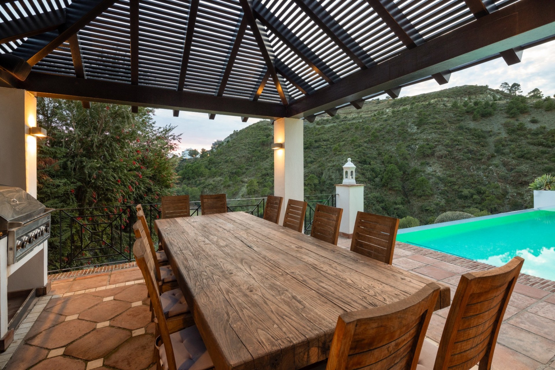 Herverkoop - Villa -
Benahavis - La Quinta
