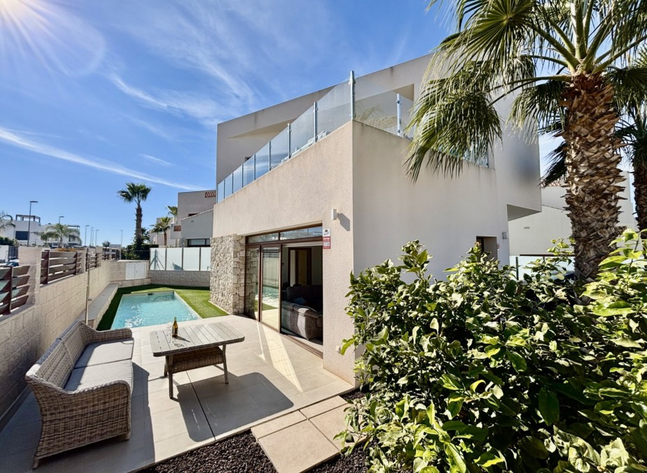 Herverkoop - Villa -
Benijofar - Benijofar - Village