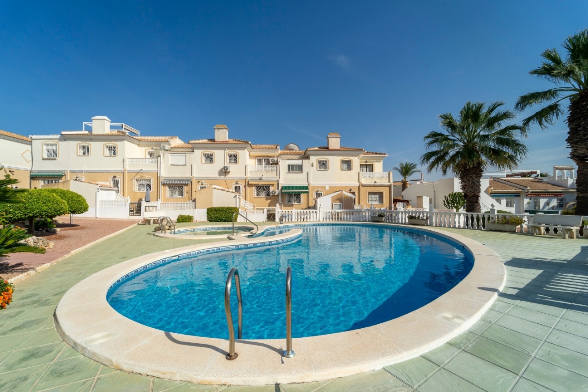Herverkoop - Villa -
Benijofar - Monte Azul