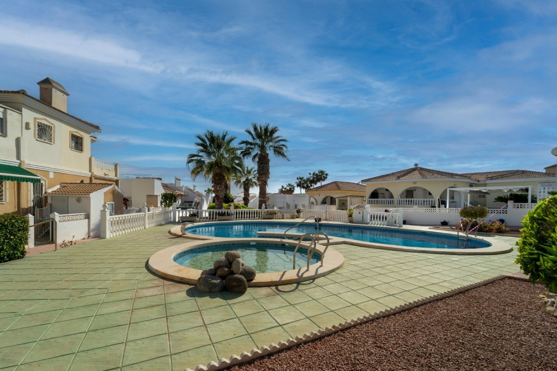 Herverkoop - Villa -
Benijofar - Monte Azul