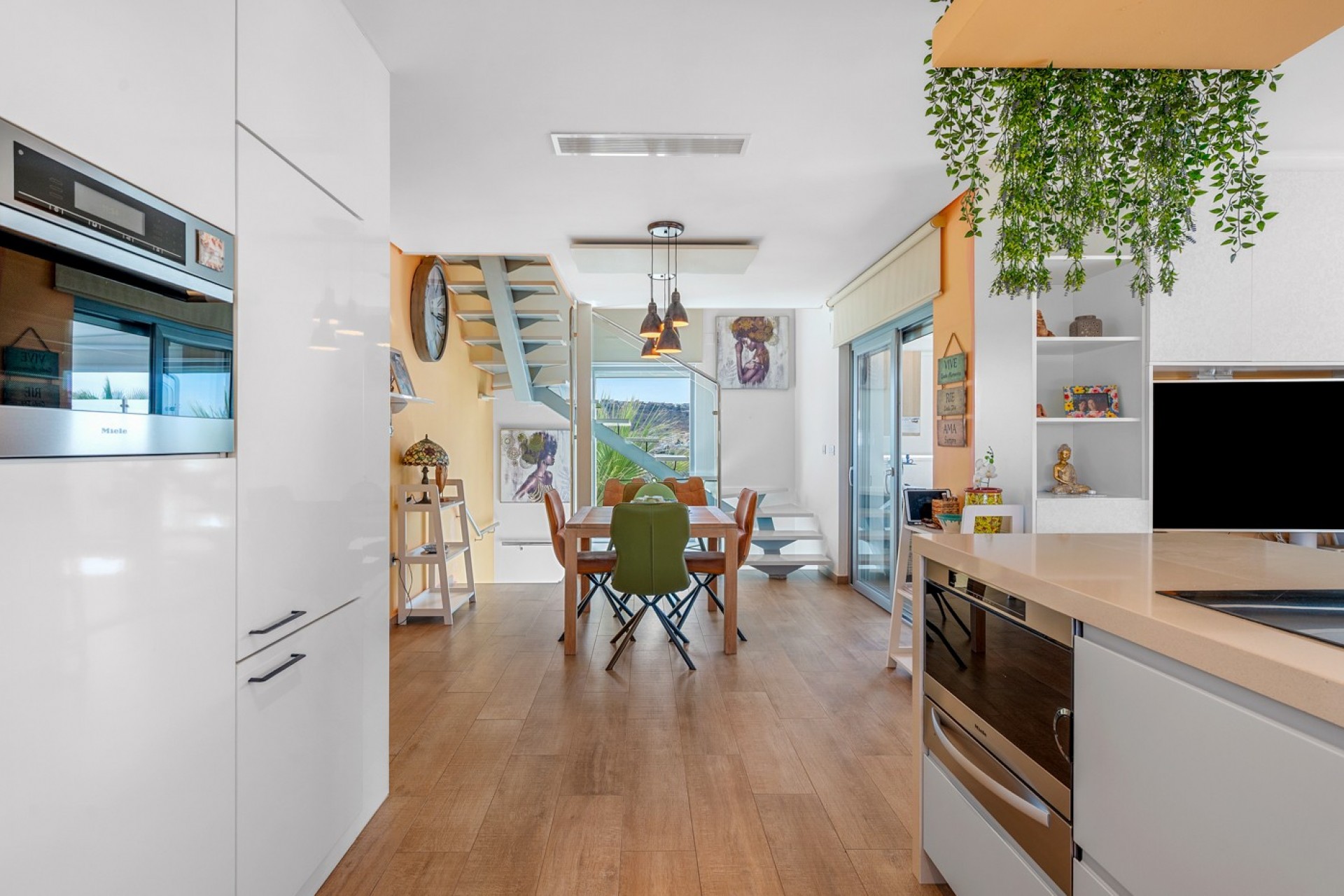 Herverkoop - Villa -
Benijofar