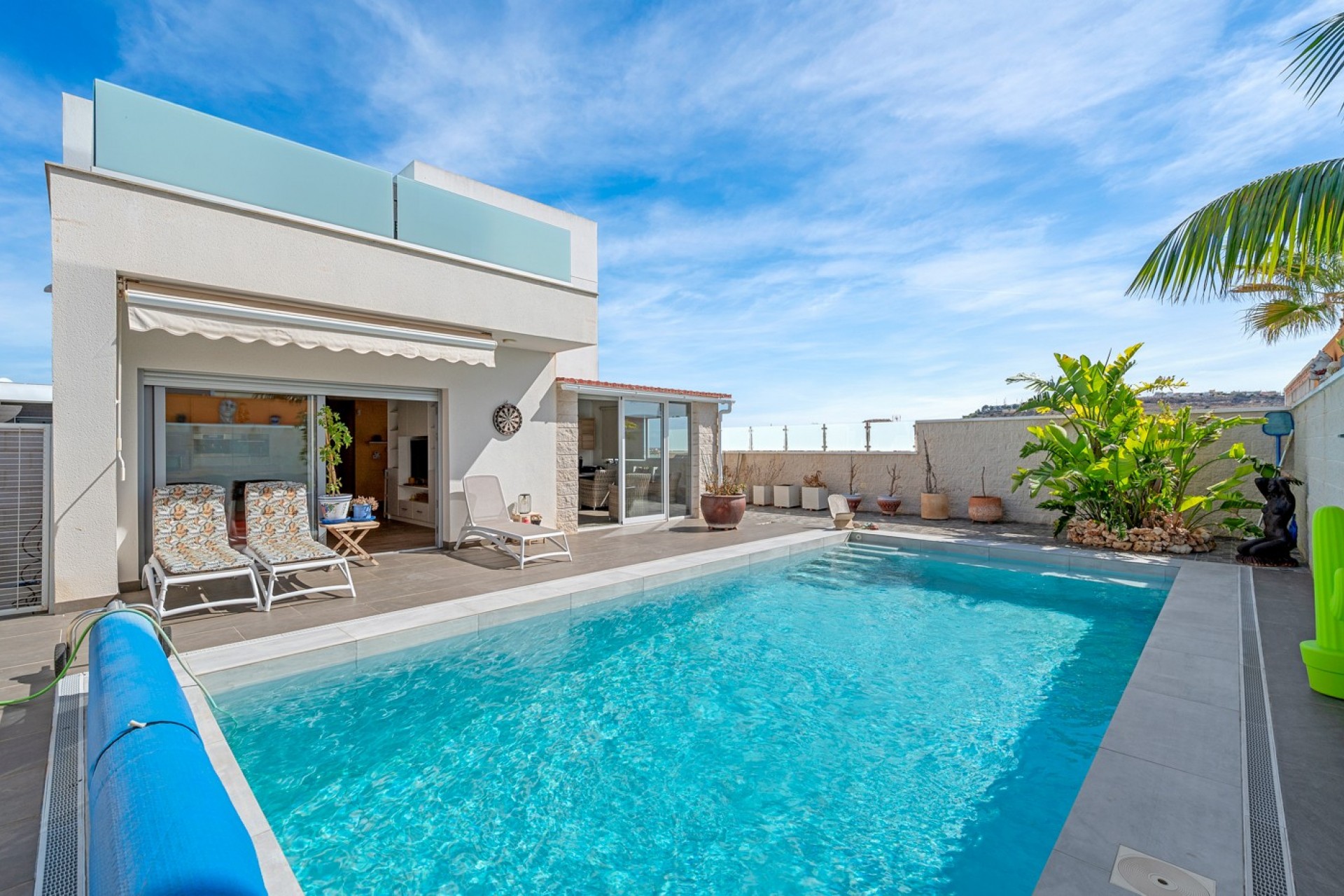 Herverkoop - Villa -
Benijofar