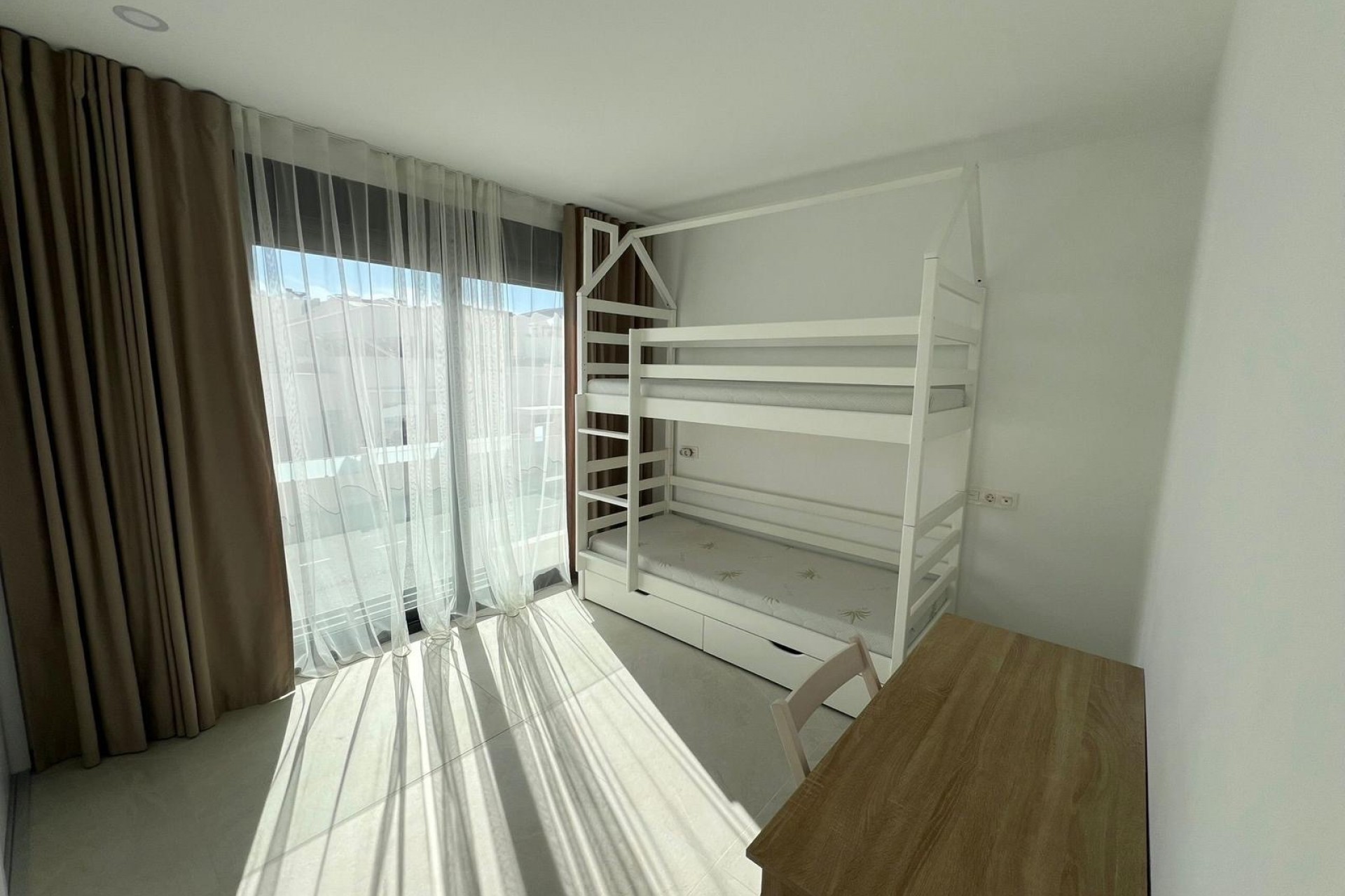 Herverkoop - Villa -
Benijofar