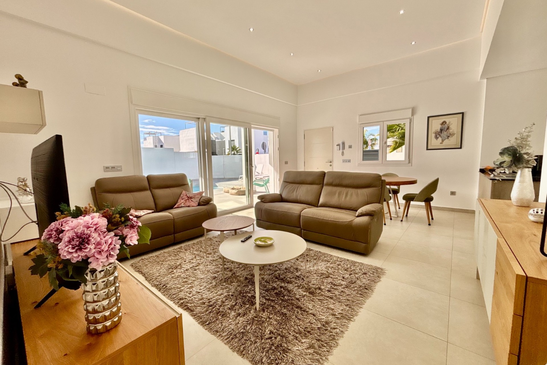 Herverkoop - Villa -
Benijofar