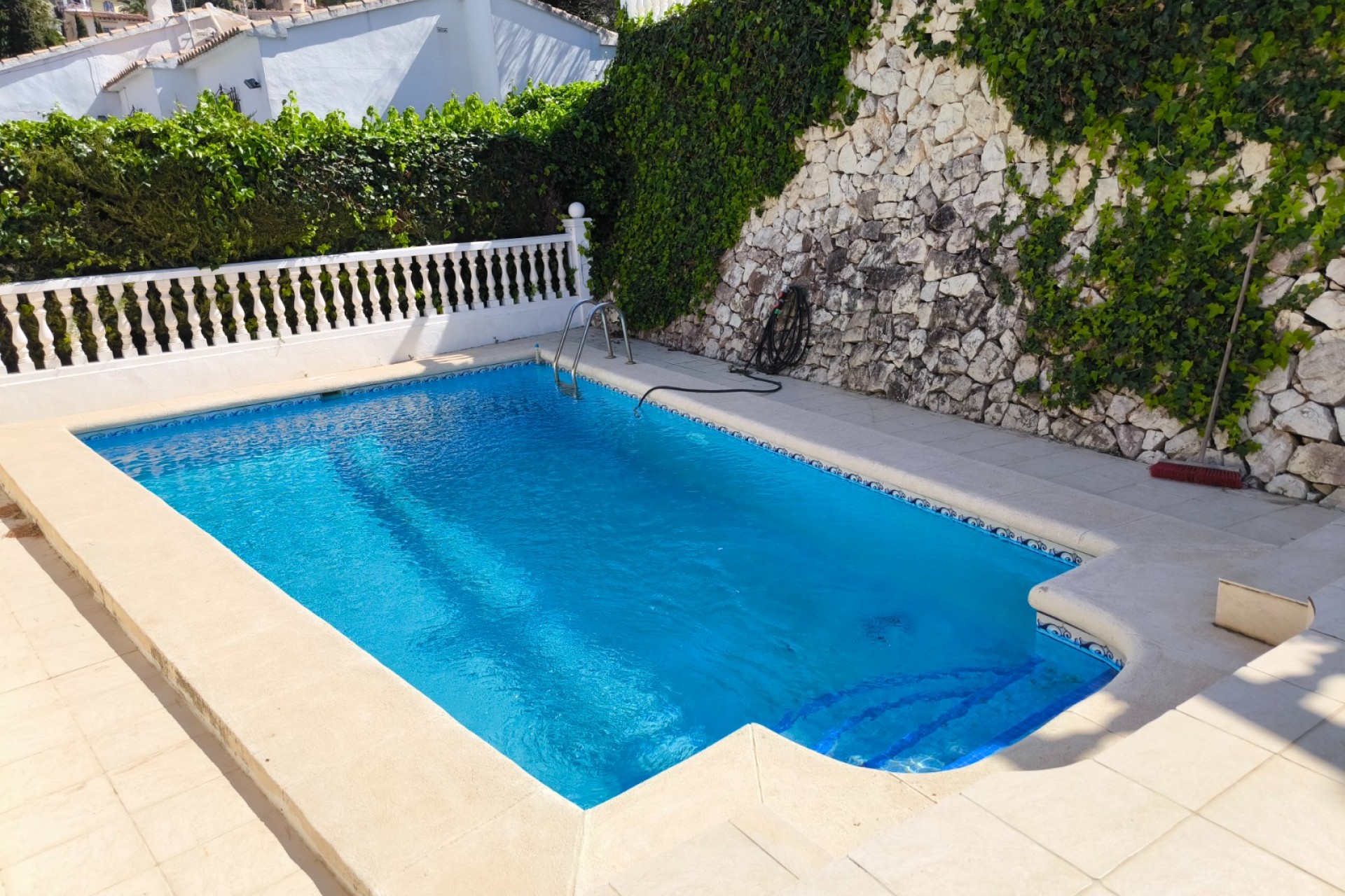 Herverkoop - Villa -
Benissa - La Fustera